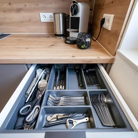 Raw-flat - Miller - Terrasse - Modern Bielefeld